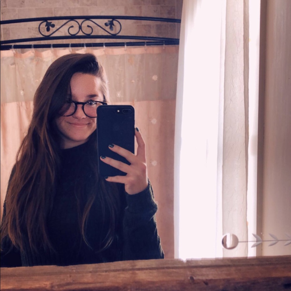 Meet your Posher, Kyra